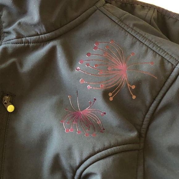 Cabela's Soft Shell Jacket Full Zip Floral Black size M - Picture 7 of 10